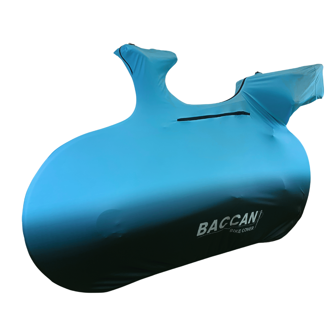Telo-copribici-da-corsa-universale-Federico-Baccan-design-nero-azzurro-6 Telo copribici da corsa universale vista posteriore, marchio federico baccan. Modello Design colore nero e azzurro