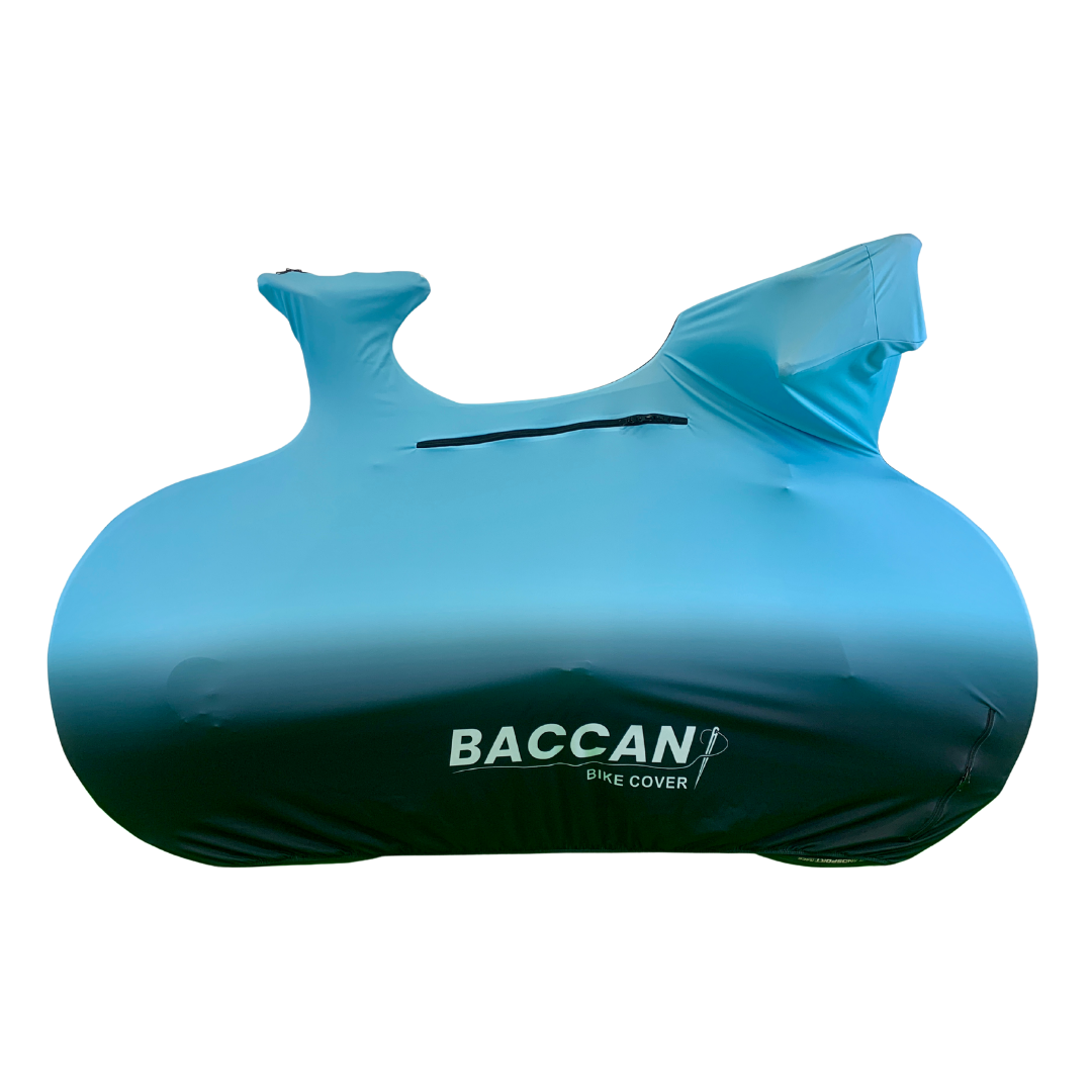 Telo-copribici-da-corsa-universale-Federico-Baccan-design-nero-azzurro-7 Telo copribici da corsa universale vista laterale, marchio federico baccan. Modello Design colore inero e azzurro