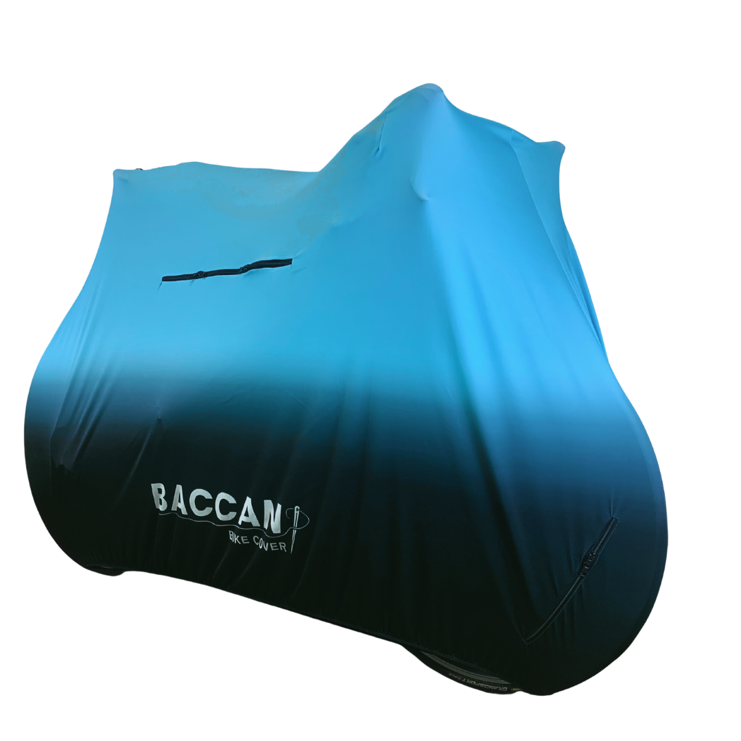 Telo-copribici-da-corsa-universale-Federico-Baccan-standard-nero-azzurro-6 Telo copribici da corsa universale vista frontale e laterale, marchio federico baccan. Modello standard colore nero e azzurro