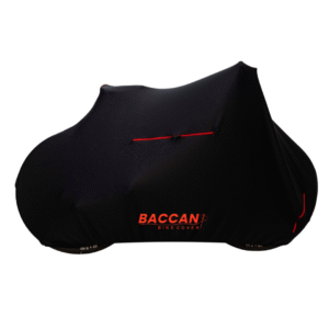 Telo copribici mtb universale vista laterale, marchio federico baccan. Colore nero e cerniere rosse