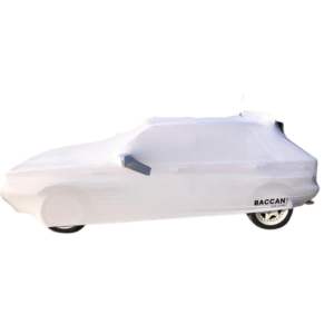 Telo copriauto su misura lancia delta integrale vista frontale di lato telo colore bianco marchio federico baccan