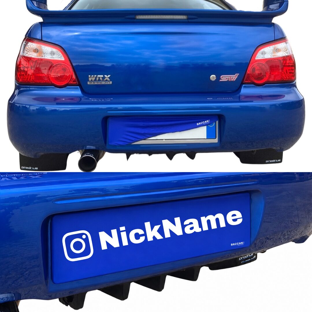 copritarga-auto-elasticizzato-personalizzabile-federico-baccan-blu-il-tuo-nickname Copritarga Auto Elasticizzato (2pz) colore blu , nickname social bianco , marchio Federico Baccan